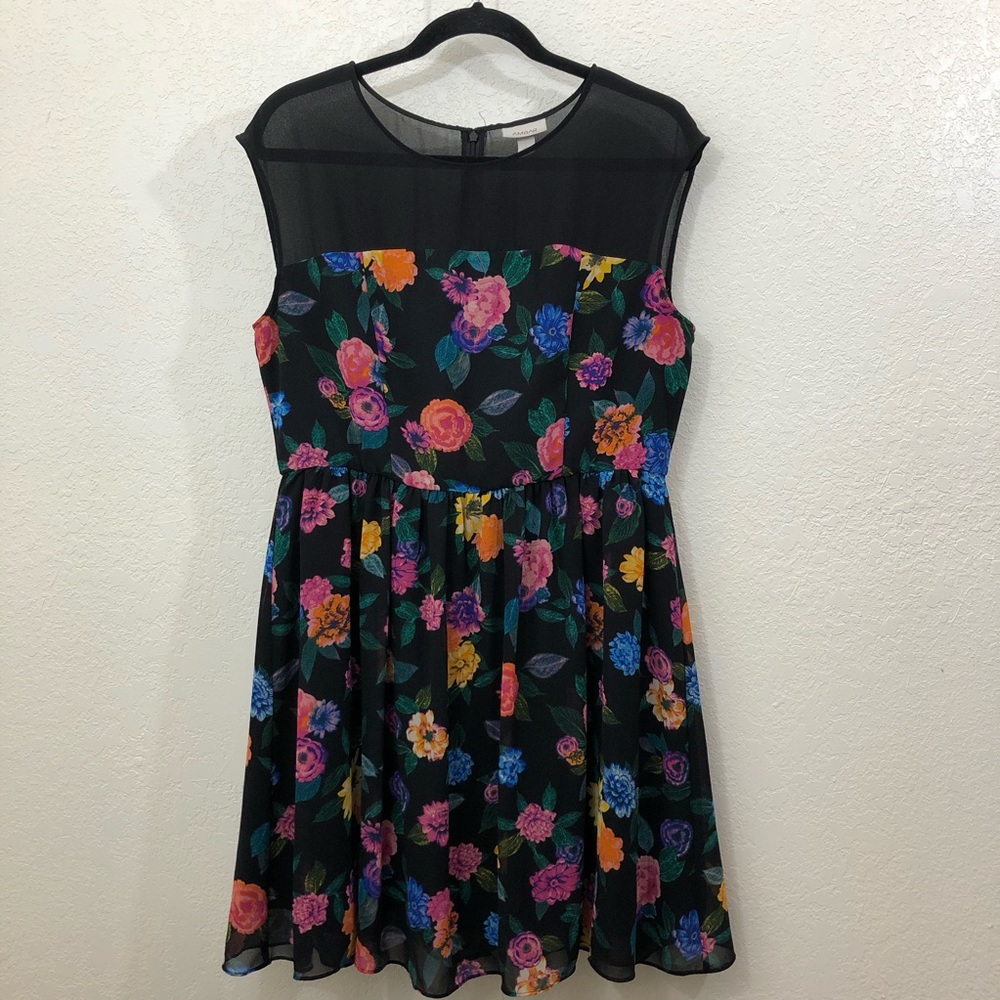 Ámbar black floral shift dress - Large